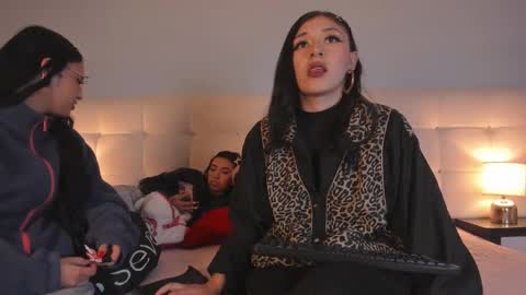 Alice online show from January 14, 2:08 am