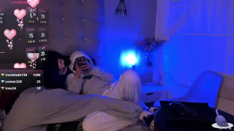 Alice online show from December 10, 8:19 am