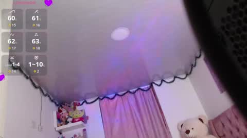 violett_brown9 online show from June 25, 7:02 am