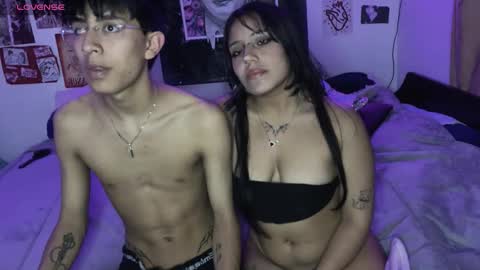 violett_dante online show from September 18, 9:57 am