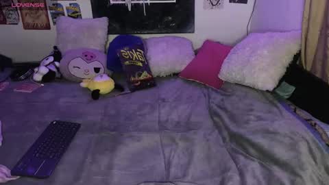 violett_dante online show from September 13, 7:44 am