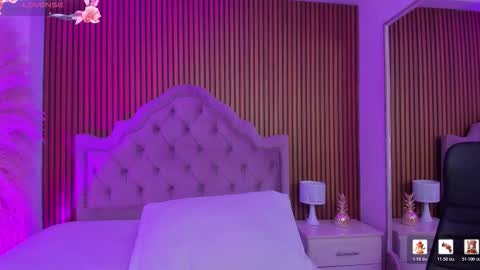 violett_hott_ online show from March 17, 12:10 pm