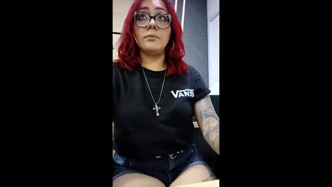 violett_sykes online show from May 3, 8:48 pm