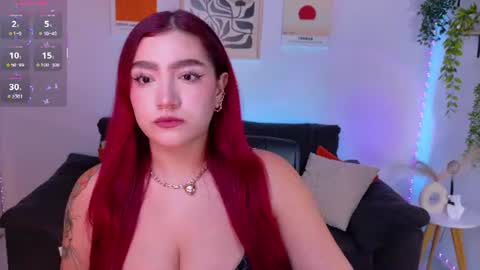 Violett Castel online show from July 19, 10:56 pm