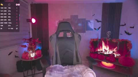 JULIE UWU online show from November 2, 7:14 pm