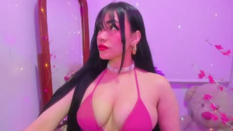 violette_laurent online show from May 7, 1:45 am
