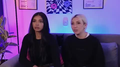 Violet online show from June 30, 3:17 am