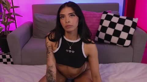 Violet online show from July 26, 2:53 am