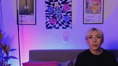 Violet online show from July 2, 4:28 am
