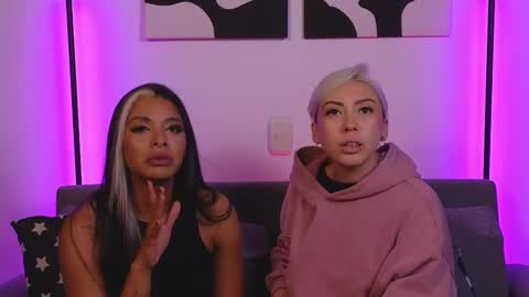 Violet online show from February 27, 5:18 am