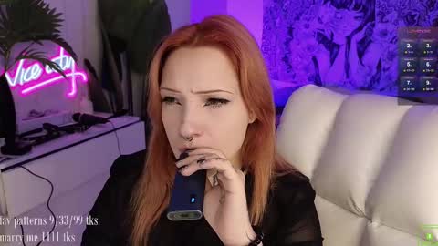 Snapshot of violetvio1ator chatting on September 27, 4:43 am Dommy mommy online show from September 27, 4:43 am