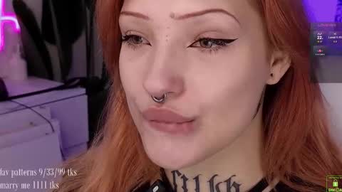 Snapshot of violetvio1ator chatting on October 10, 4:51 am Dommy mommy online show from October 10, 4:51 am