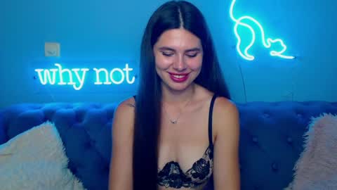 viollinalv online show from July 25, 5:49 am