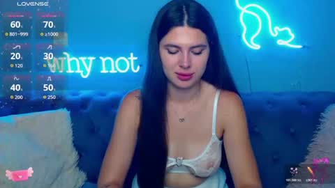 viollinalv online show from July 11, 6:18 am