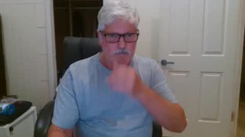 viper654321 online show from November 1, 7:18 am