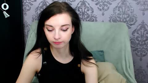 VirginLuna online show from May 4, 7:09 pm