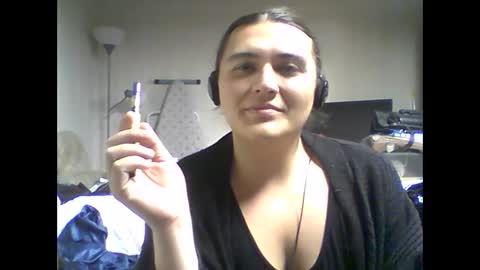 priscilla online show from December 3, 4:42 am