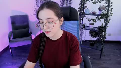 your love online show from February 13, 8:06 am