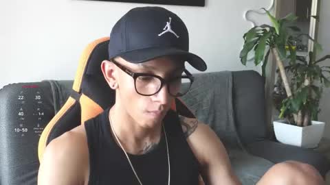 VITO BENZ online show from October 29, 1:13 pm