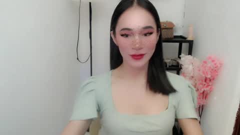 SANDRA GOING YOU online show from June 21, 5:19 pm