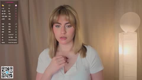 Melissa online show from November 19, 6:28 pm