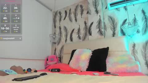 Snapshot of vivi_prinncess chatting on September 28, 11:47 pm Viviana online show from September 28, 11:47 pm