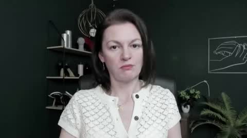 Vivian online show from April 29, 7:24 am