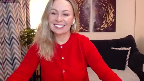 Vivian online show from September 25, 5:53 pm