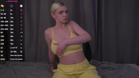 Nelly and Mari online show from June 14, 10:28 am