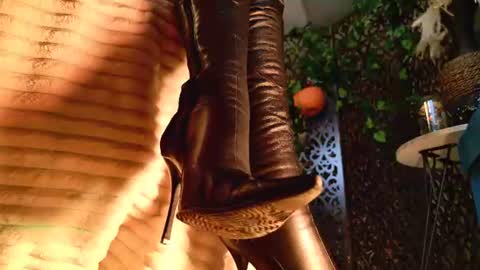 Vivien online show from July 20, 10:39 am