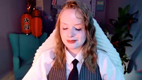 Vivien online show from June 24, 5:47 am