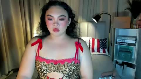 vivienne_monroe online show from June 28, 7:37 am