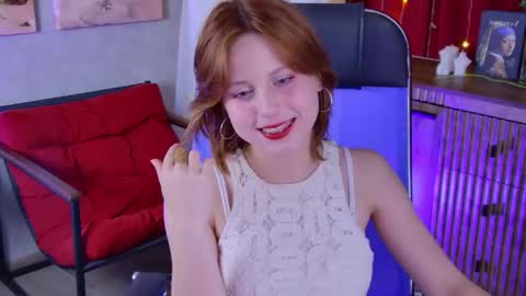 Vivienne  online show from June 3, 12:52 pm