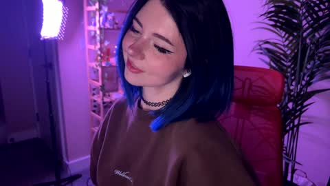 Polly  Online mostly at 9pm-2am UK Time online show from March 9, 8:02 pm