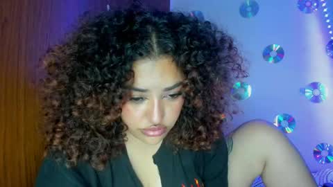 ASHLEY independent model online show from December 18, 2:42 am