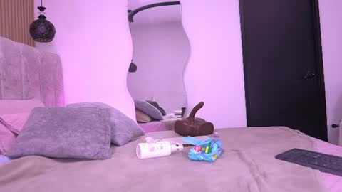Violeta online show from July 7, 3:08 am