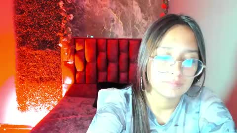 VYKY online show from May 5, 3:07 pm