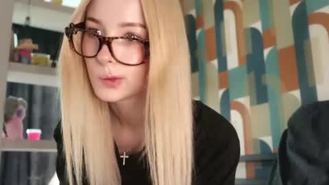 Nana online show from July 9, 10:08 am
