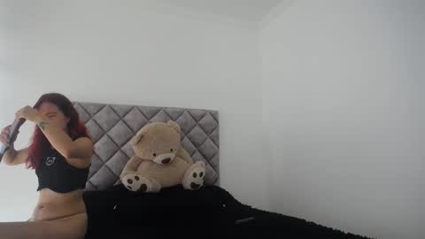 wade and antonella online show from February 25, 2:37 pm