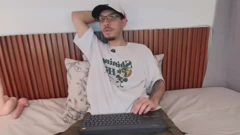 Walter White online show from April 24, 9:06 pm