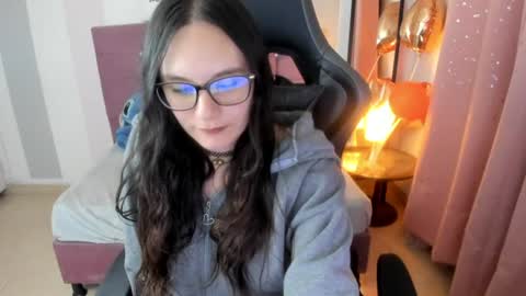 Alexandra online show from June 11, 12:32 am