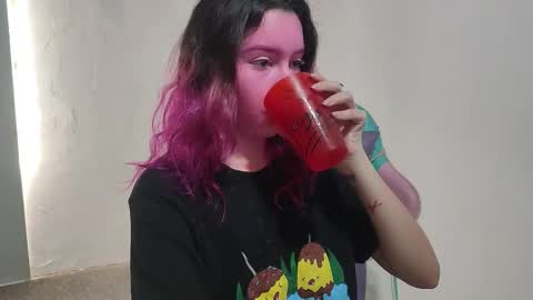 Wanda online show from December 3, 1:45 pm