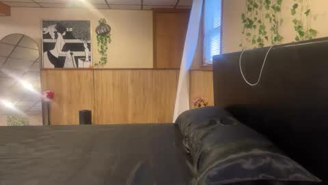 wanderlustgaal online show from March 16, 1:15 pm