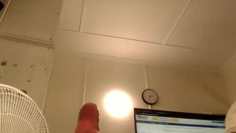 wants online show from December 2, 4:32 am