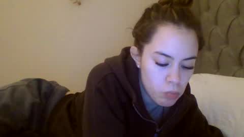 wasiancutie online show from June 19, 2:17 am