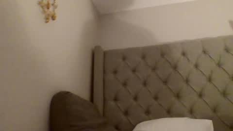 wasiancutie online show from June 16, 4:27 am
