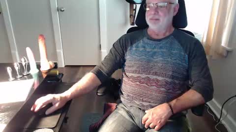 wasted_daze_ online show from June 20, 12:44 pm