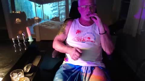 wasted_daze_ online show from August 3, 12:34 am