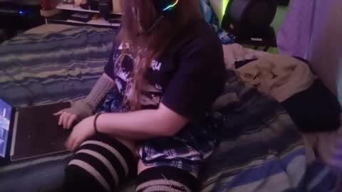 Snapshot of waysoft23 chatting on October 28, 12:50 pm Ash online show from October 28, 12:50 pm