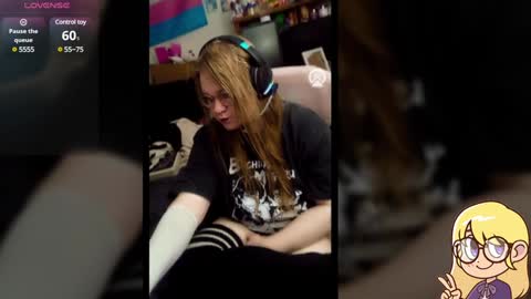 Snapshot of waysoft23 chatting on January 31, 2:48 am Ash online show from January 31, 2:48 am